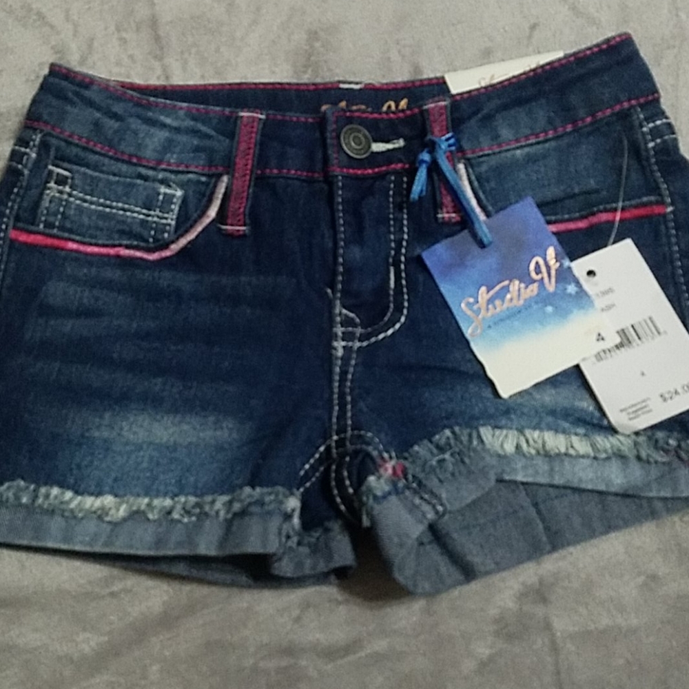 Vigoss shorts NWT
